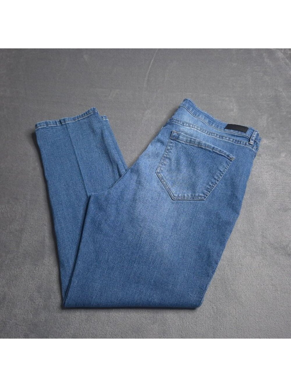 Nicole Miller Nolita Boyfriend Jeans 12 Medium Wash Stretch Comfortable Fit
